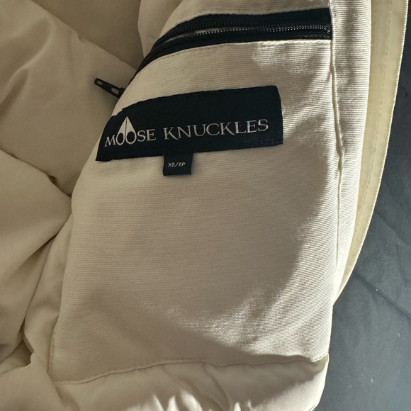 Moose knuckle shearling bomber jacket. - Picture 9 of 10